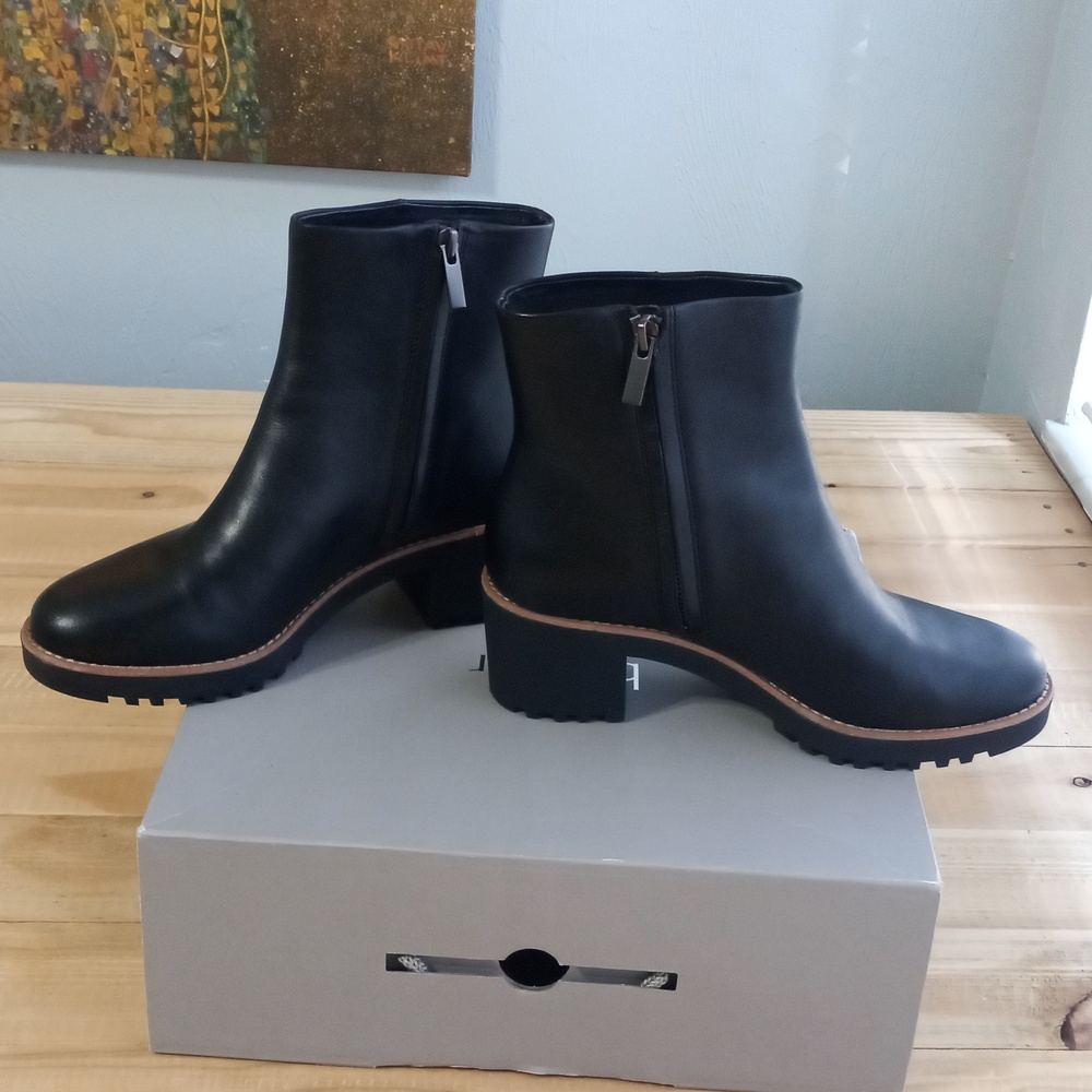 BOTKIER Boots Size 7.5 black